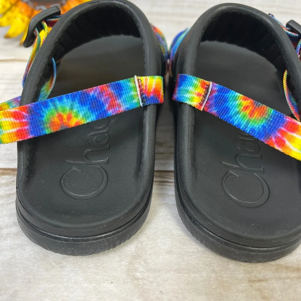 Chaco vibrant hippie more